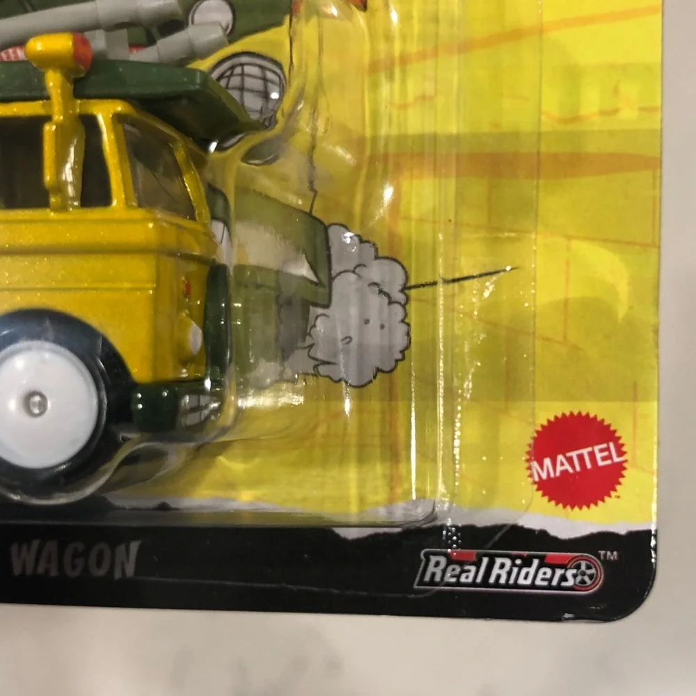 Hot Wheels Premium Teenage Mutant Ninja Turtles Party Wagon - Yellow